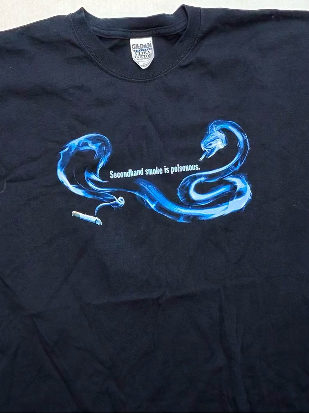 Vintage Y2K Gildan "Secondhand Smoke Is Poisonous" Smoke Snake T-Shirt Black XL